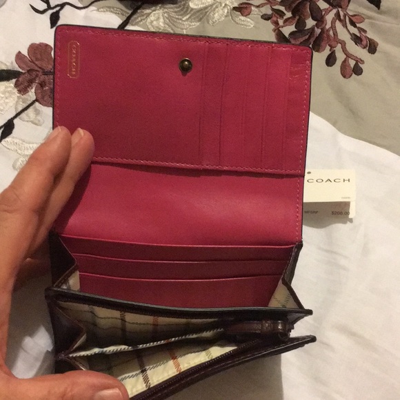 💝Coach Logo Embossed Leather pocket & zip wallet - Picture 4 of 8